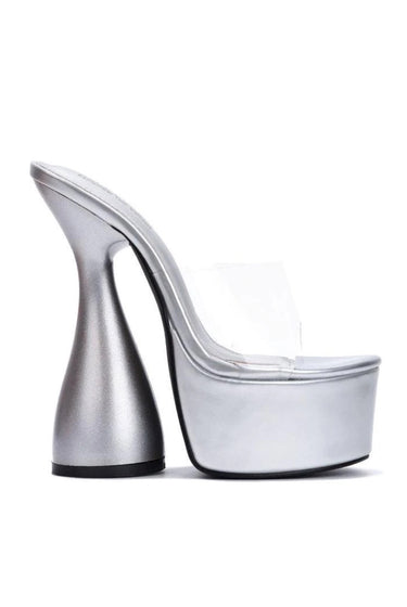 Inji......Thick Platform Heels Cape Robbin Shoes
